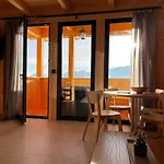 شاليه Furmanova زاكوباني